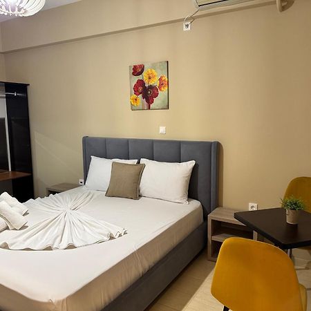 Hotel Driloni Ksamil Exteriör bild