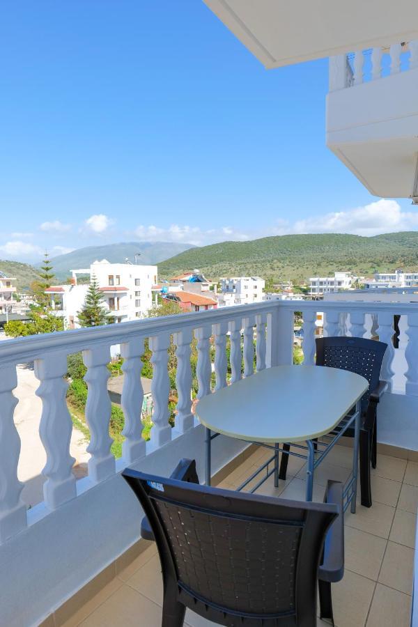 Hotel Driloni Ksamil Exteriör bild